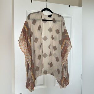 Gorgeous Steve Madden Bohemian Patterned Kimono